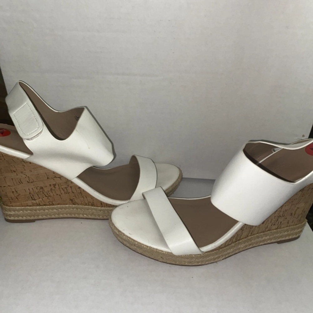 Charles David White Wedge Cork Sandals Size 10